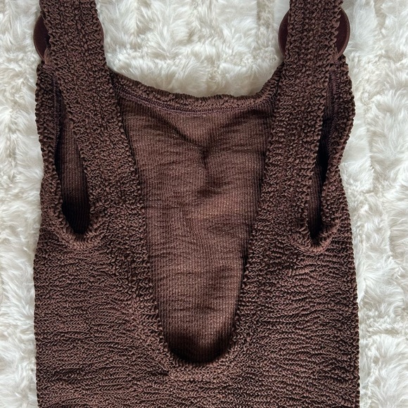 Hunza G Domino One Piece in Metallic Chocolate - Picture 8 of 11
